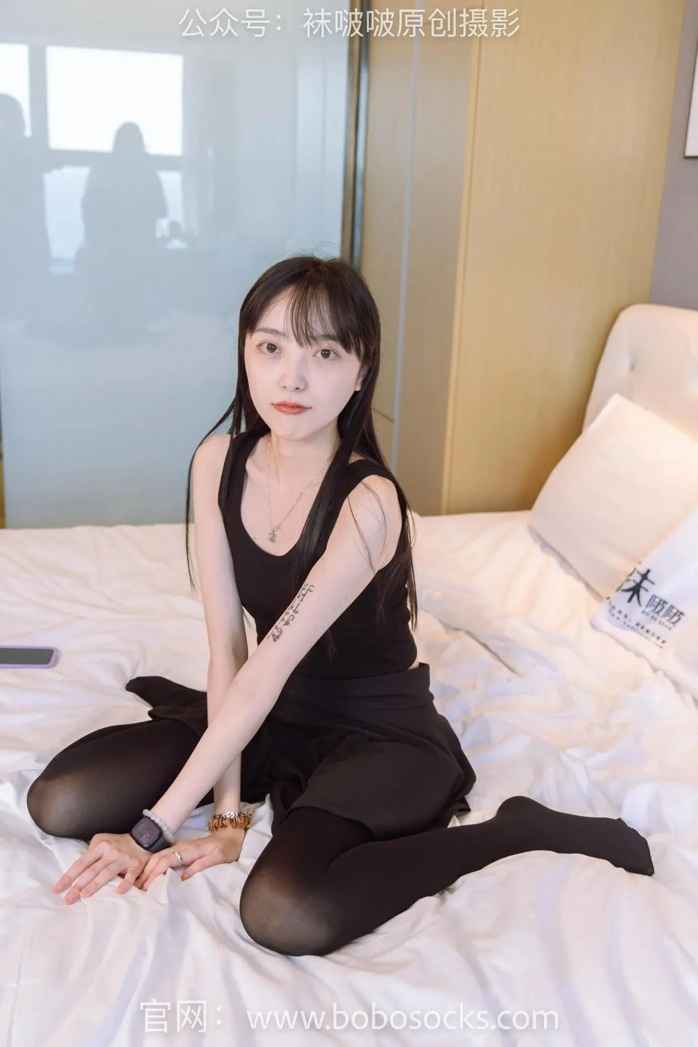 [BoBoSocks袜啵啵]NO.130 稚予-两双穿脏篮球鞋、厚黑丝 [145P]插图3